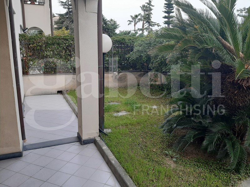 Quadrilocale in Vendita a Sanremo, 340'000&euro;, 130 m², con Box