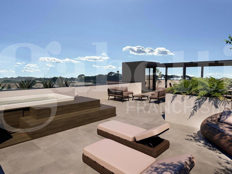 Attico in Vendita a Perugia, 550'000&euro;, 200 m², con Box