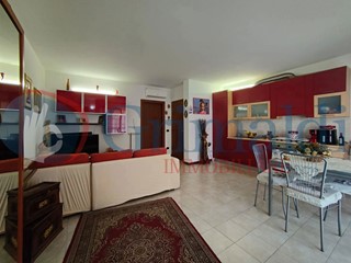 Bilocale in Vendita a Sant'Angelo Lodigiano, 82'000&euro;, 80 m², arredato, con Box