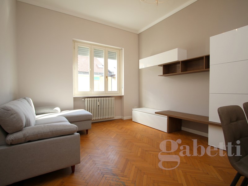 Bilocale in Affitto a Busto Arsizio, 750&euro;, 75 m², arredato