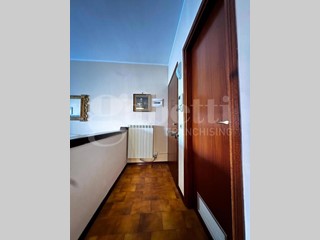 Appartamento in Vendita a Bologna, 319'000&euro;, 105 m², arredato