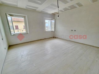 Quadrilocale in Vendita a Pisa, 285'000&euro;, 121 m²