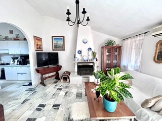 Quadrilocale in Vendita a Santo Stefano di Magra, 98'000&euro;, 90 m²