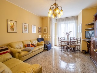 Trilocale in Vendita a Lecco, 110'000&euro;, 75 m²