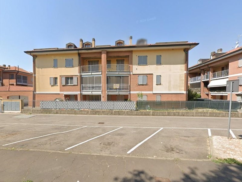 Quadrilocale in Vendita a Vermezzo con Zelo, 156'000&euro;, 116 m², con Box