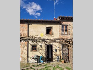 Quadrilocale in Vendita a Reggello, zona Leccio, 229'000&euro;, 85 m²