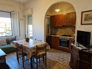 Quadrilocale in Vendita a Massa, 146'000&euro;, 65 m², arredato