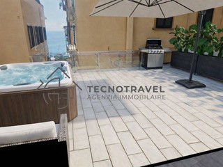 Trilocale in Vendita a Napoli, 310'000&euro;, 115 m²