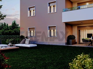 Trilocale in Vendita a Bernareggio, 273'000&euro;, 123 m²