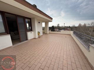 Attico in Vendita a Latina, 239'000&euro;, 130 m²