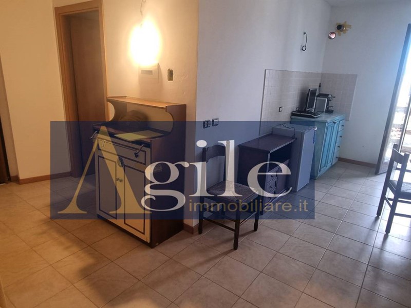 Trilocale in Vendita a Pedaso, 120'000&euro;, 70 m²