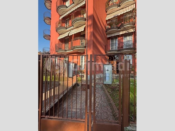 Trilocale in Vendita a Abbiategrasso, 178'000&euro;, 91 m², con Box