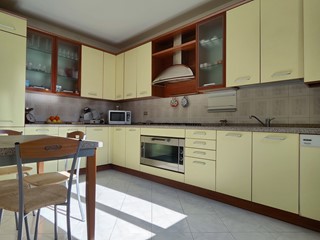 Trilocale in Vendita a Piacenza, 225'000&euro;, 91 m², con Box