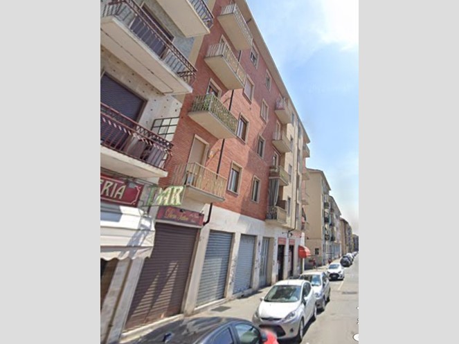 Bilocale in Vendita a Torino, 72'000&euro;, 42 m²
