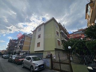 Bilocale in Vendita a Roma, 225'000&euro;, 70 m²