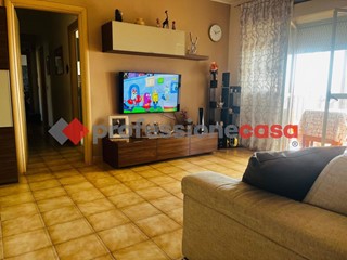 Trilocale in Vendita a Catania, 97'000&euro;, 105 m²