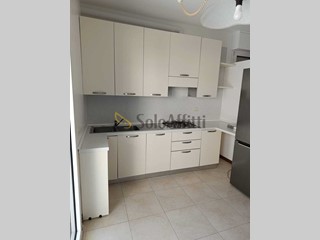 Bilocale in Affitto a Rimini, zona Via della Fiera (Vecchia), 850&euro;, 70 m², arredato, con Box