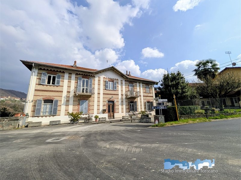 Quadrilocale in Vendita a Strambinello, 75'000&euro;, 80 m²