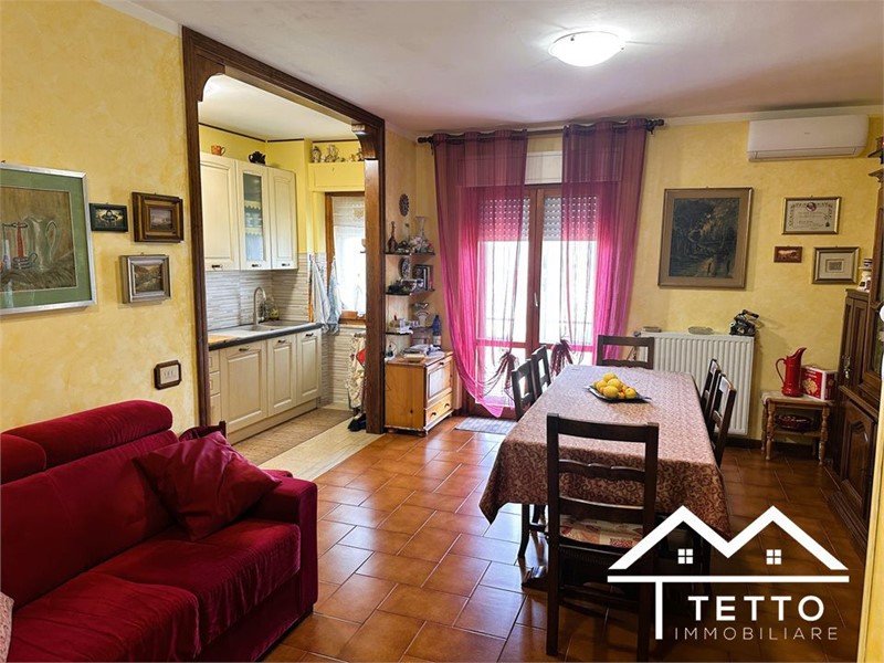 Quadrilocale in Vendita a Cantalupo in Sabina, 95'000&euro;, 105 m²