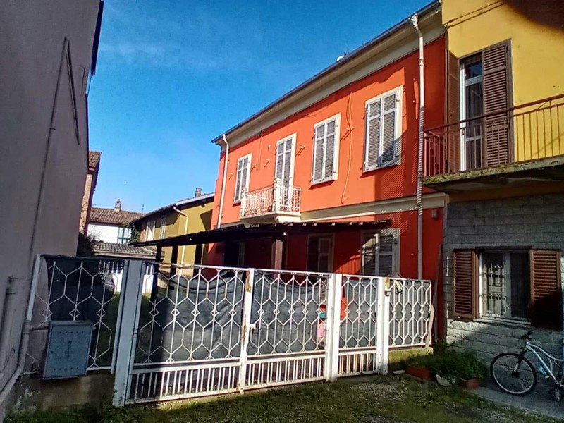 Appartamento in Vendita a Alessandria, 52'276&euro;, 220 m²
