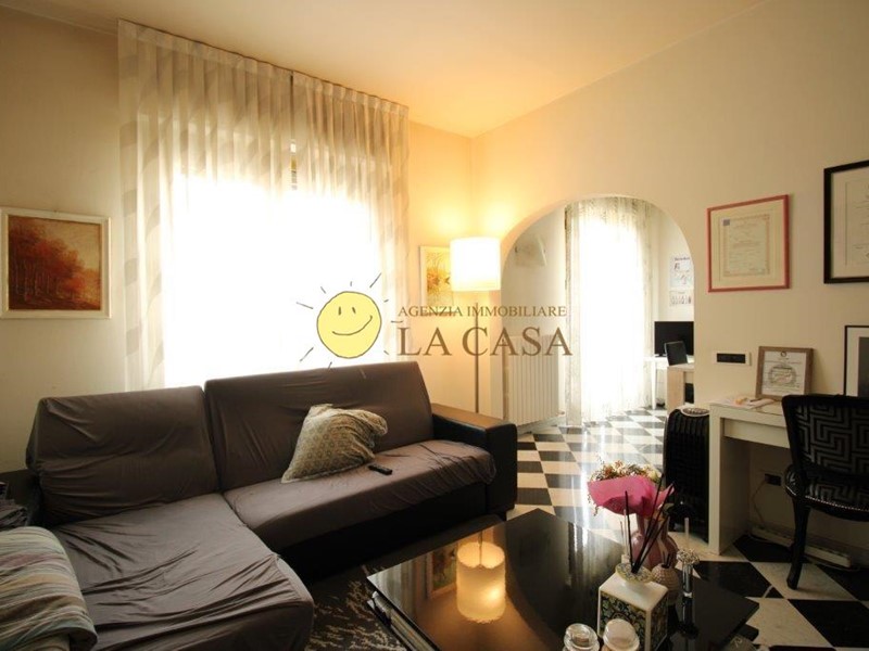 Trilocale in Vendita a Figline e Incisa Valdarno, zona Incisa, 160'000&euro;, 60 m², arredato