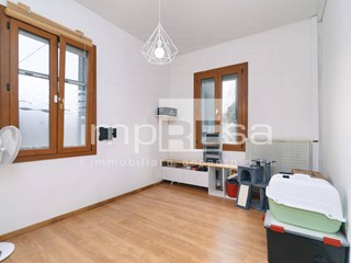 Trilocale in Vendita a Treviso, 122'000&euro;, 74 m²