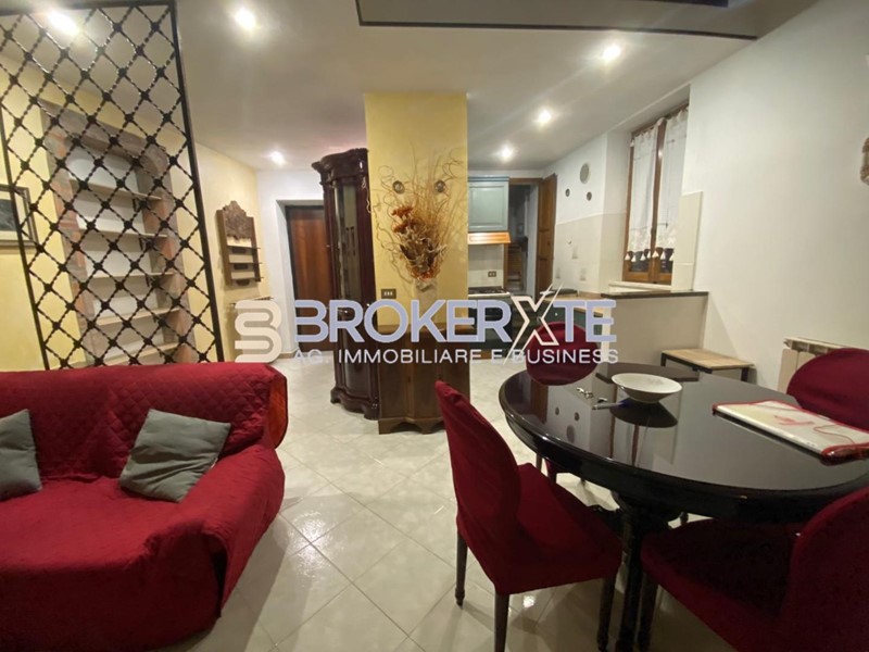 Appartamento in Vendita a Carrara, zona Nazzano, 210'000&euro;, 100 m², arredato