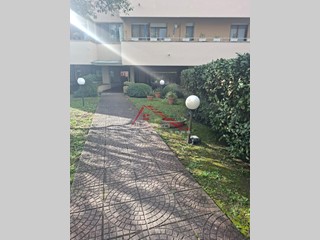 Appartamento in Vendita a Pisa, 249'000&euro;, 100 m², arredato, con Box