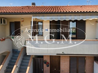 Trilocale in Vendita a Pontedera, zona Pardossi, 168'000&euro;, 64 m²