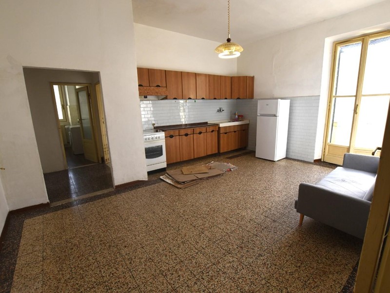 Trilocale in Vendita a Castelfiorentino, 85'000&euro;, 75 m²