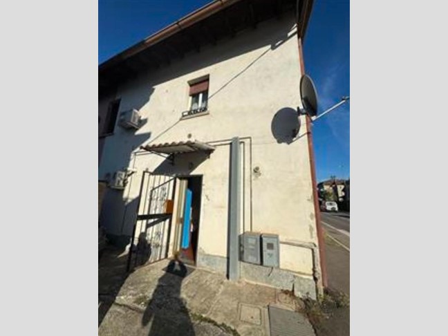 Monolocale in Vendita a Desio, 27'500&euro;, 32 m²