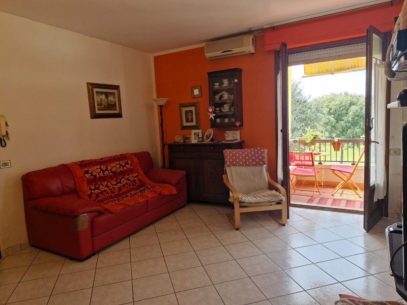 Appartamento in Vendita a Campiglia Marittima, zona Venturina Terme, 210'000&euro;, 80 m², arredato, con Box