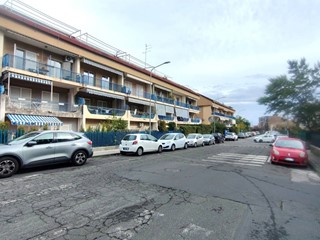 Appartamento in Vendita a Sant'Agata li Battiati, 110'000&euro;, 110 m²