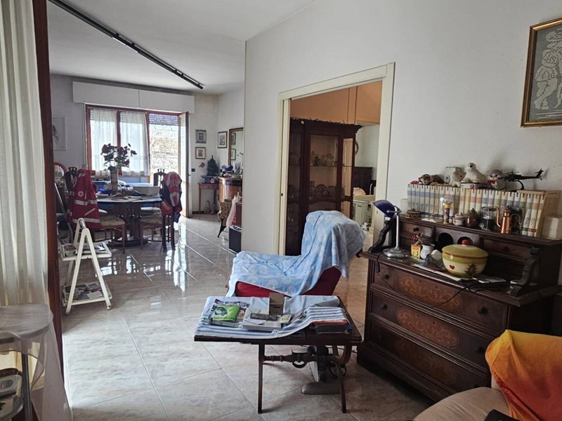 Appartamento in Vendita a Giulianova, 330'000&euro;, 160 m²