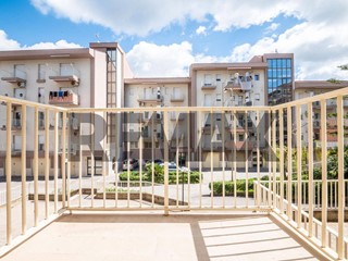 Appartamento in Vendita a Caltagirone, 153'000&euro;, 141 m²