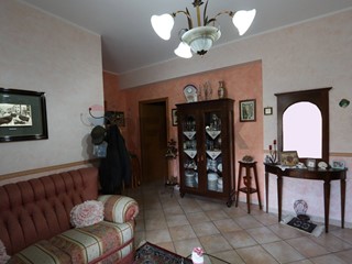 Appartamento in Vendita a Riposto, 135'000&euro;, 140 m²
