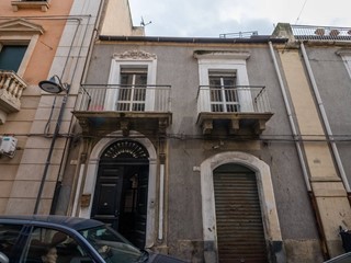 Appartamento in Vendita a Francofonte, 500'000&euro;, 550 m²