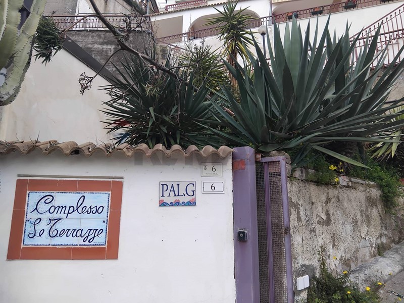 Quadrilocale in Vendita a Letojanni, 128'000&euro;, 72 m²