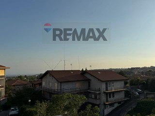 Appartamento in Vendita a San Pietro Clarenza, 165'000&euro;, 110 m²