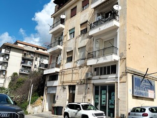 Quadrilocale in Vendita a Caltanissetta, 45'000&euro;, 85 m²