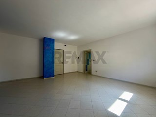 Trilocale in Vendita a Sassari, 125'000&euro;, 90 m²