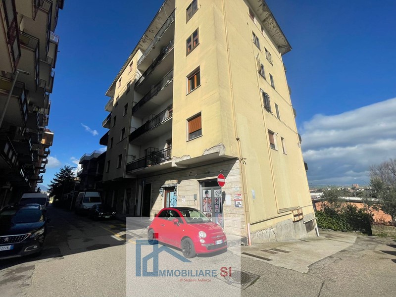 Appartamento in Vendita a Benevento, 155'000&euro;, 115 m²