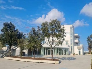 Appartamento in Vendita a Tollo, 700'000&euro;, 1000 m²