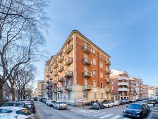 Quadrilocale in Vendita a Torino, 247'000&euro;, 101 m²