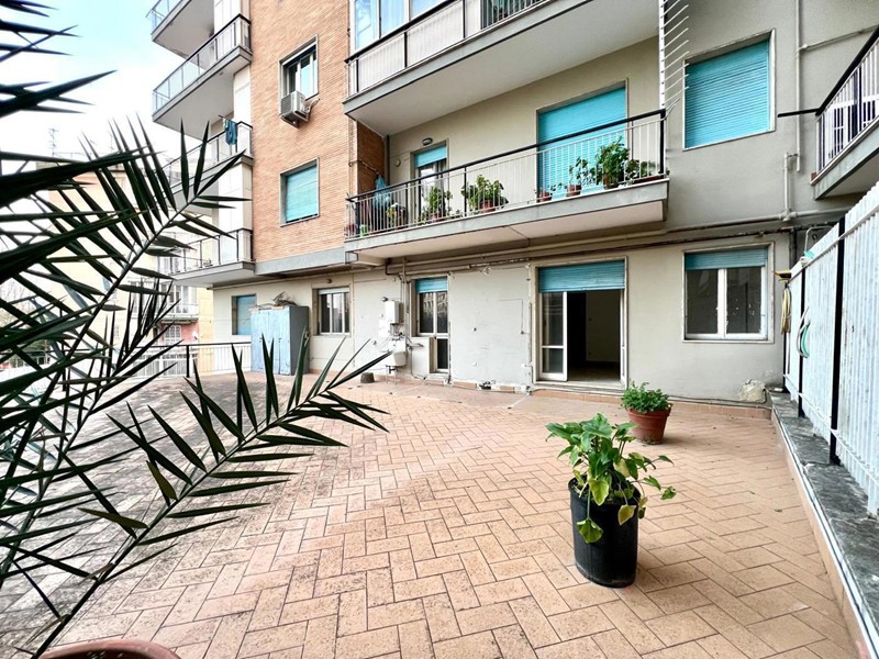 Quadrilocale in Vendita a Napoli, 355'000&euro;, 100 m²