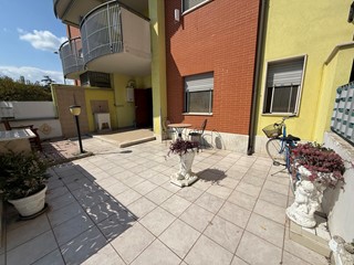 Bilocale in Vendita a Campomarino, 80'000&euro;, 55 m², arredato