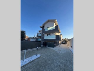 Quadrilocale in Vendita a Nova Milanese, 420'000&euro;, 175 m²