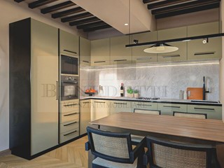 Quadrilocale in Vendita a Pietrasanta, zona Centro Storico, 490'000&euro;, 70 m²