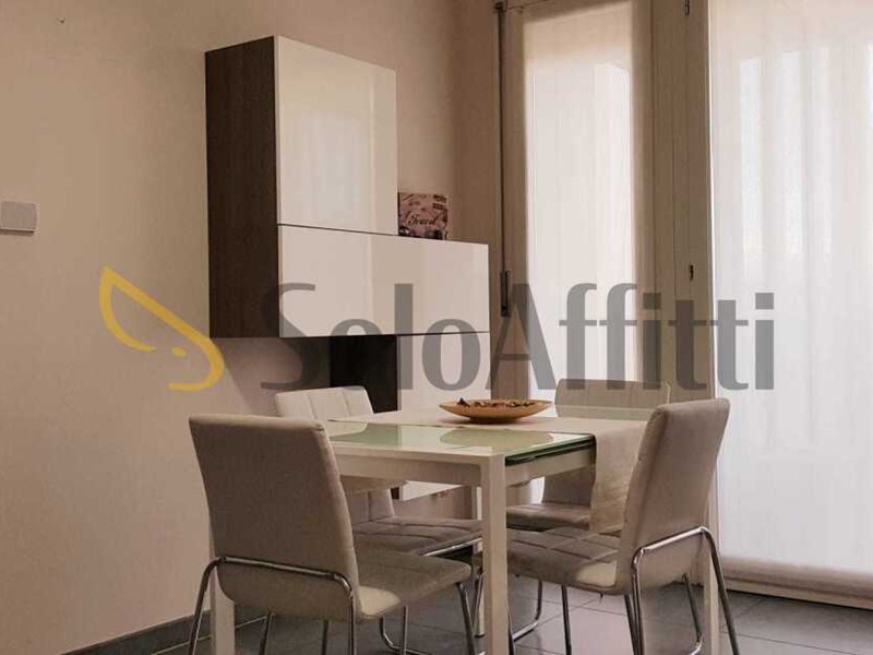 Bilocale in Affitto a Torino, zona Mirafiori, 800&euro;, 50 m², arredato, con Box