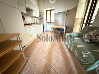 Bilocale in Affitto a Caserta, zona Tuoro, 360&euro;, 60 m², arredato